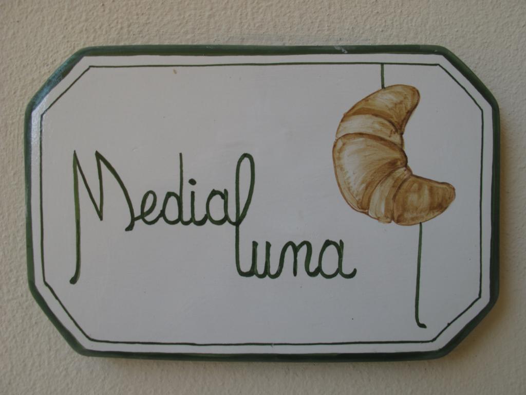 La Medialuna مونتيزبيرتولي المظهر الخارجي الصورة